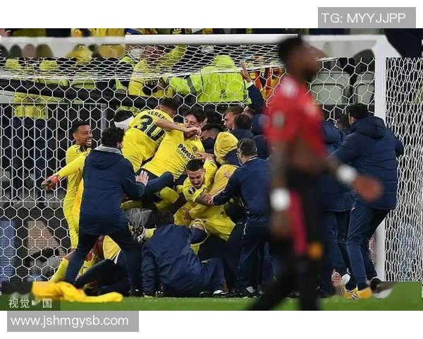 深圳足球队与北京足球队赛后复盘分析比赛节奏与战术表现